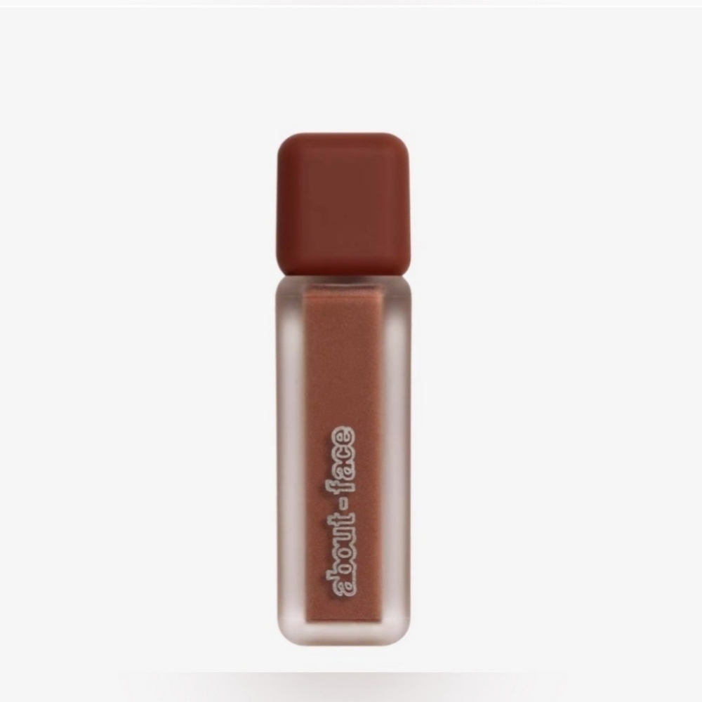 NWT About-face Paint-It Matte Liquid Lipstick in Color Obvilion